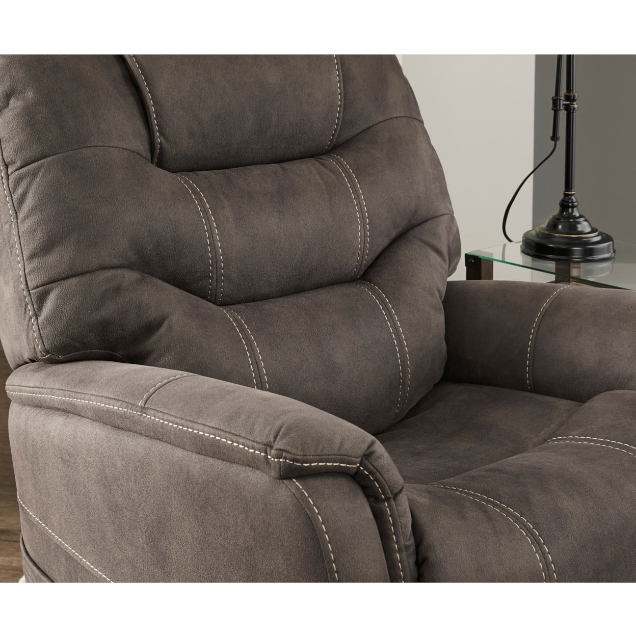 Benchcraft Ballister Power Lift Recliner