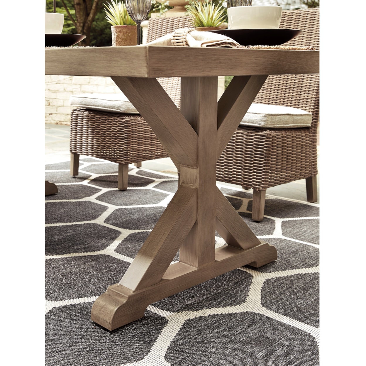 Signature Design by Ashley Beachcroft Dining Table