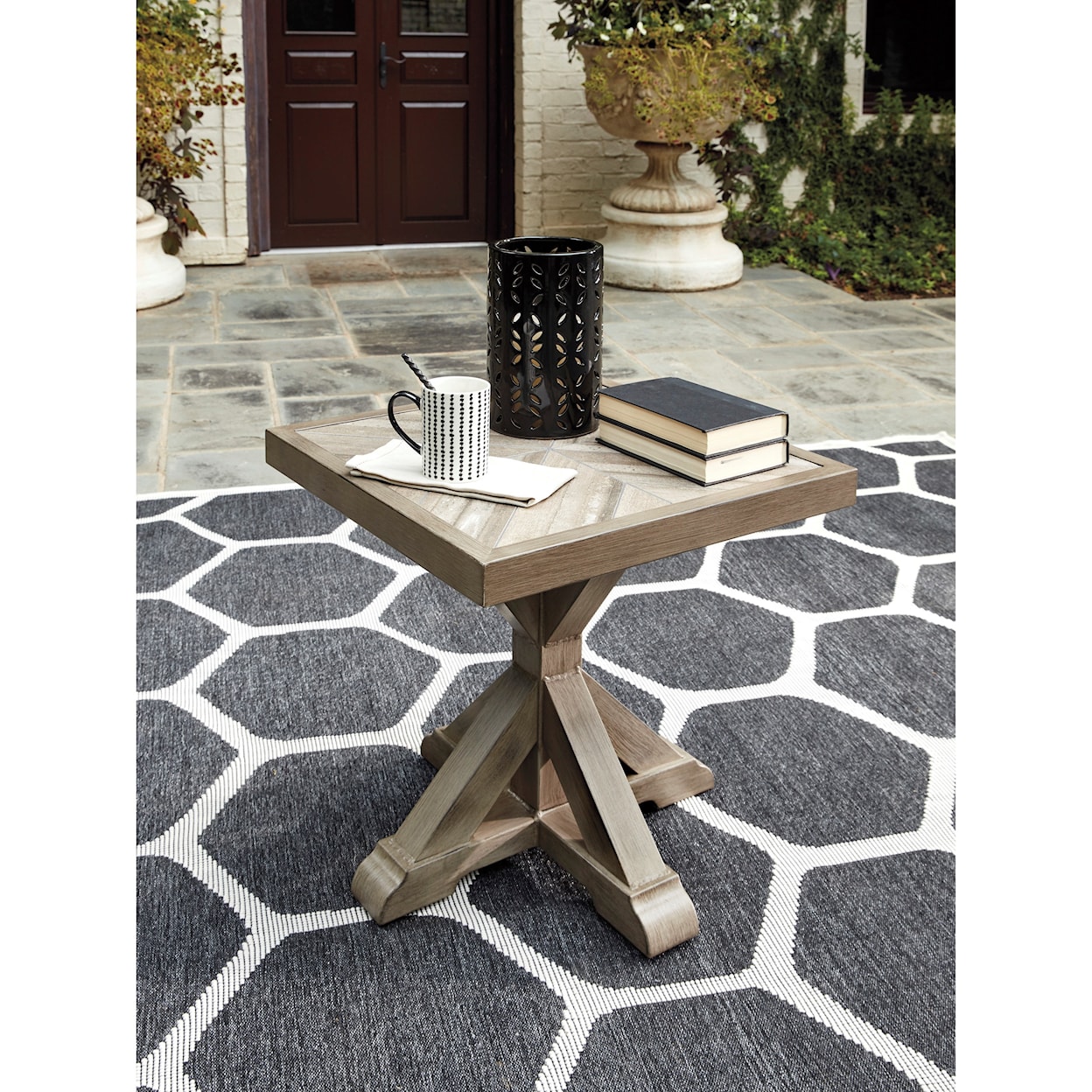 Signature Beachcroft Square End Table