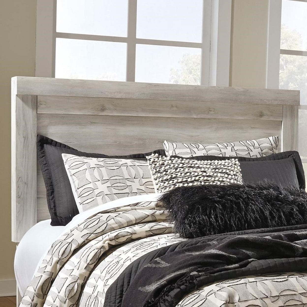 Signature Design by Ashley Furniture Bellaby Queen Panel Headboard