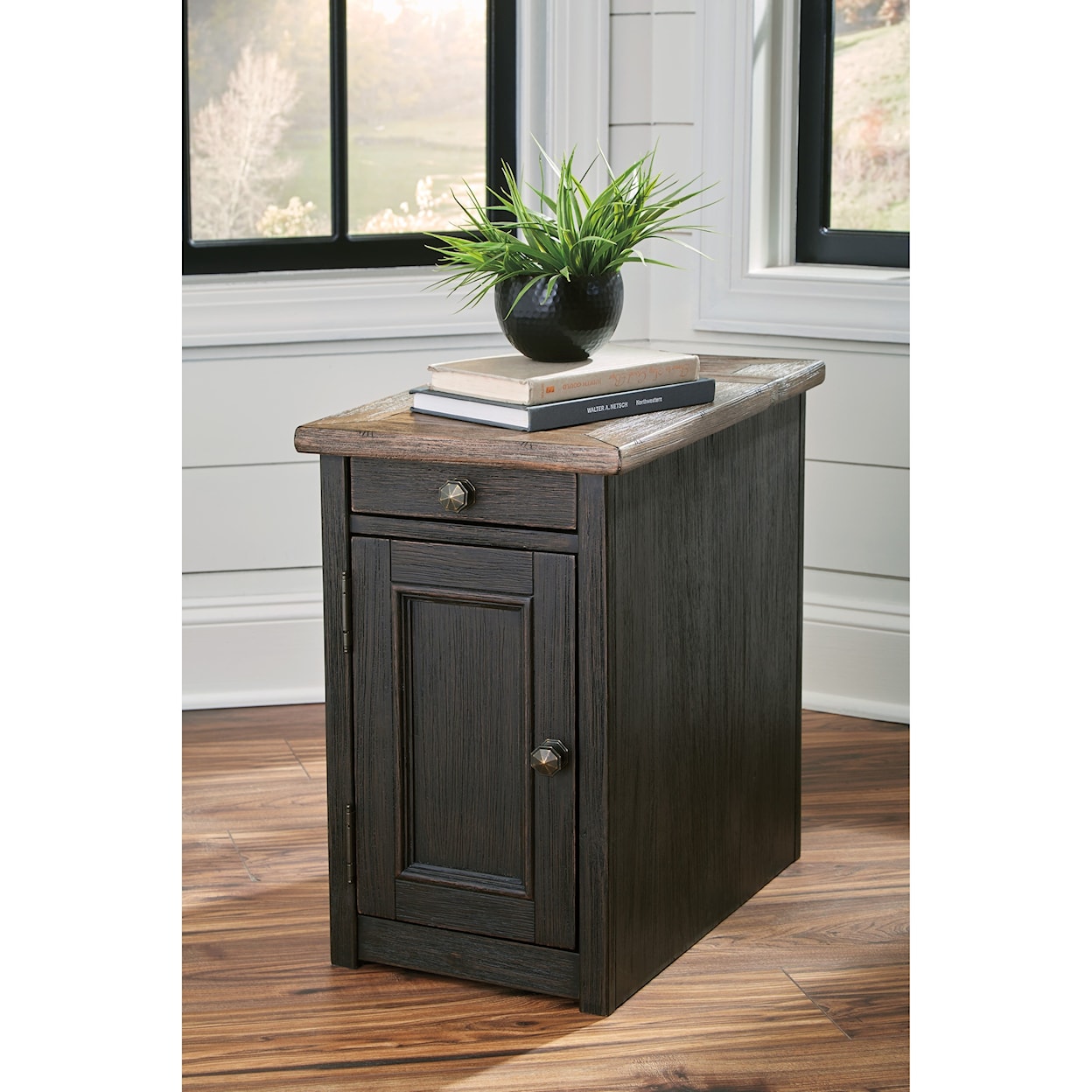 Signature Design Tyler Creek Chair Side End Table