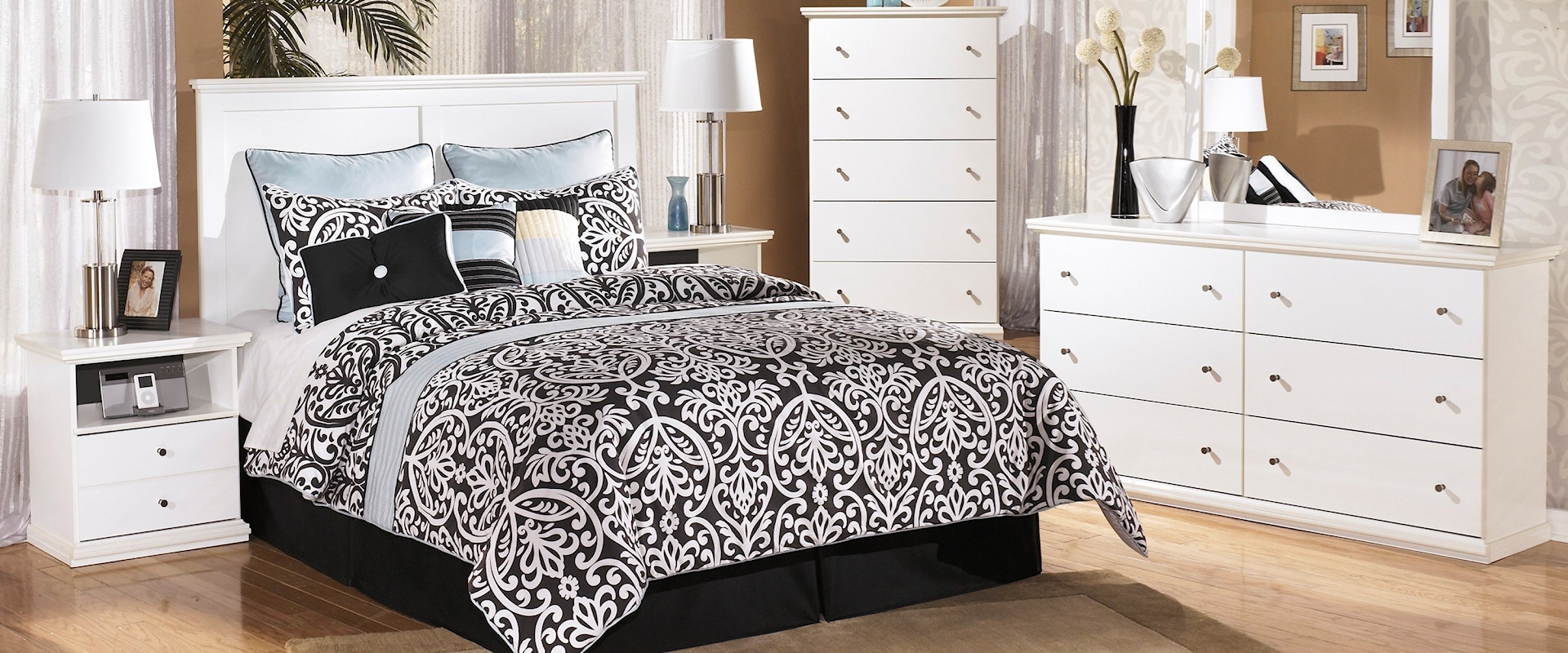 5PC Queen Bedroom Group