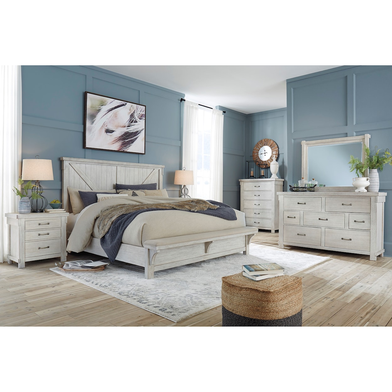 Signature Design by Ashley Brashland Queen Bed with Footboard Bench