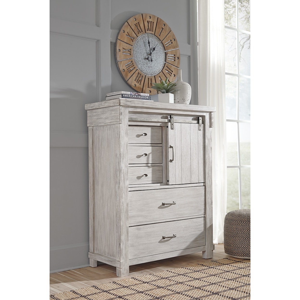 Signature Design by Ashley Brashland 5-Drawer Chest