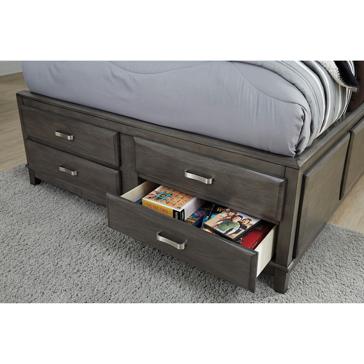 Signature Caitlyn Full Storage Bed with 7 Drawers