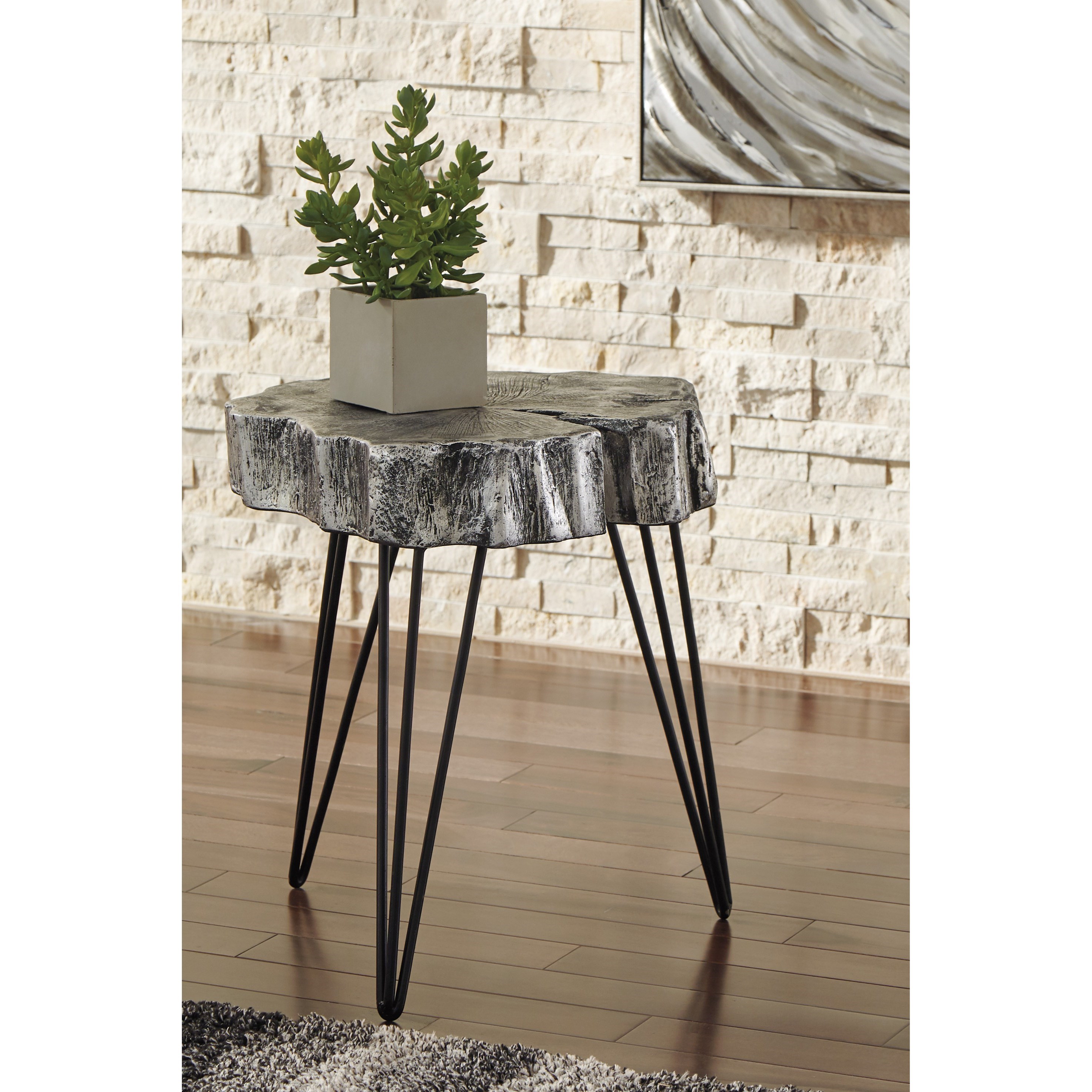Majaci sales accent table