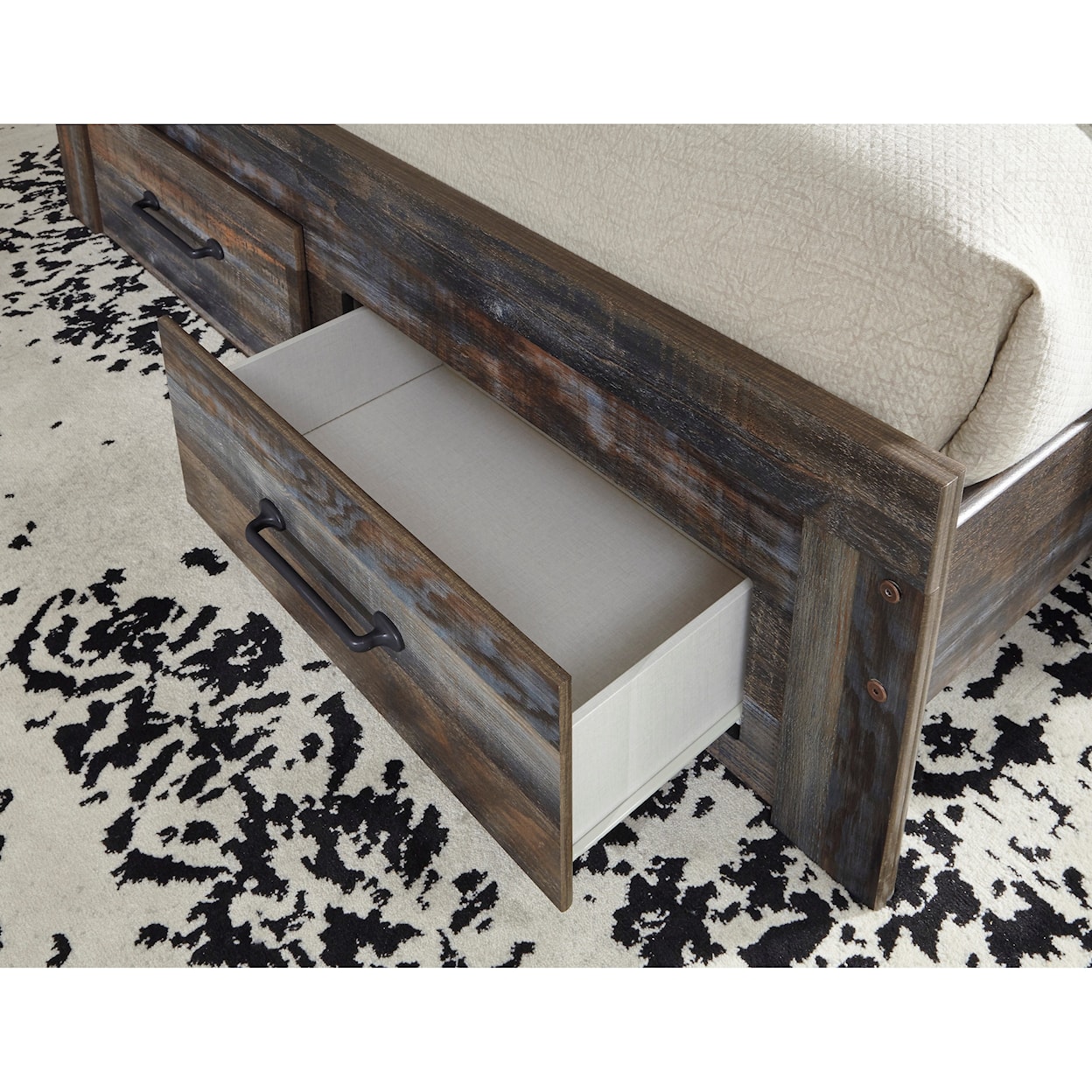 Signature Design Drystan Queen Bed w/ Lights & Footboard Drawers