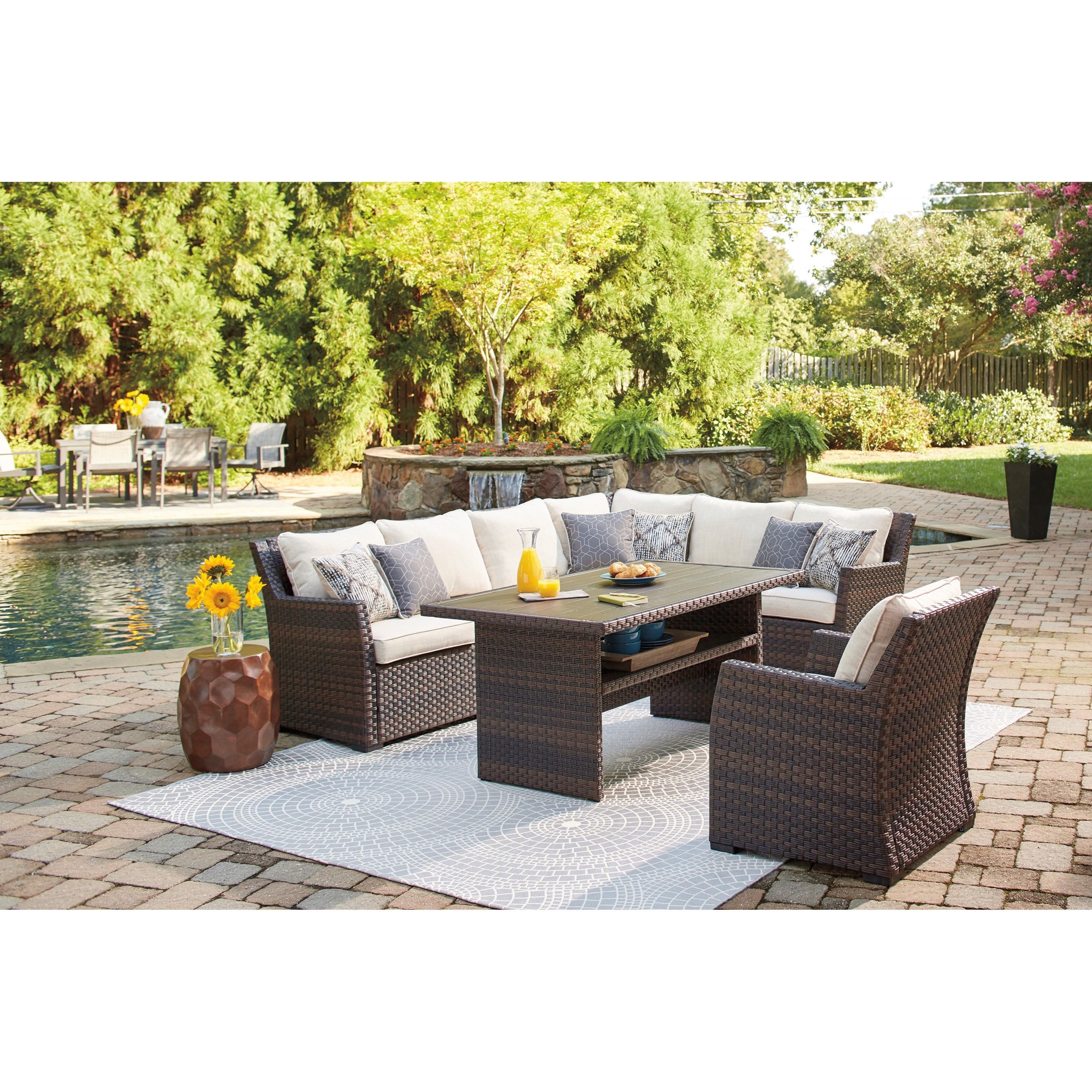 Outdoor Sectional with Table &amp; Lounge Chair