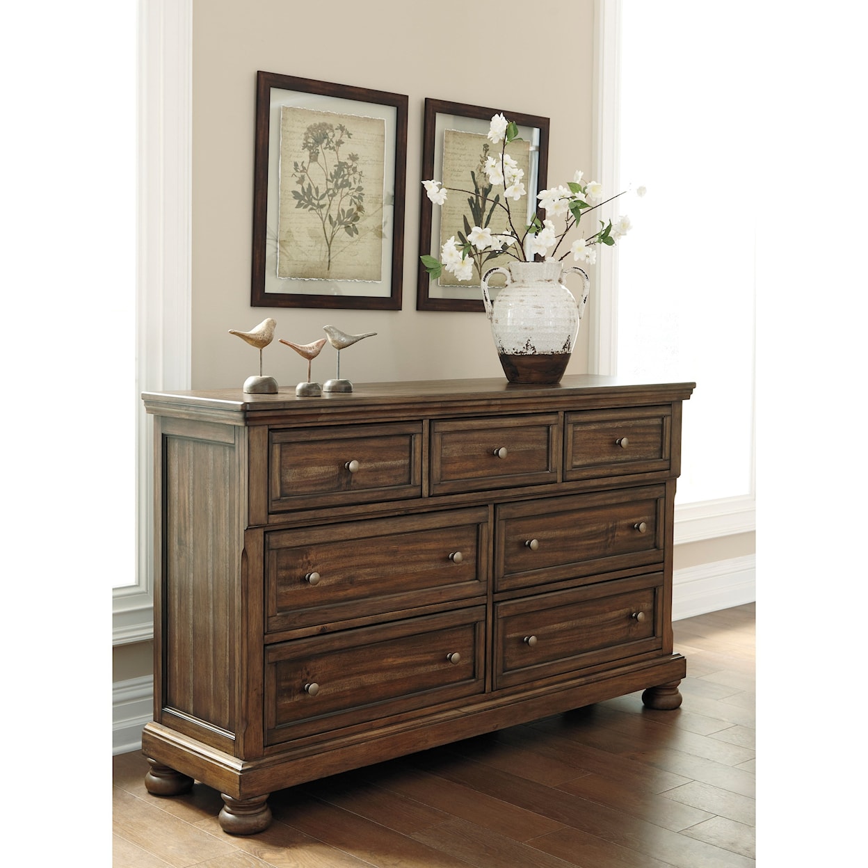 Ashley Signature Design Flynnter Dresser