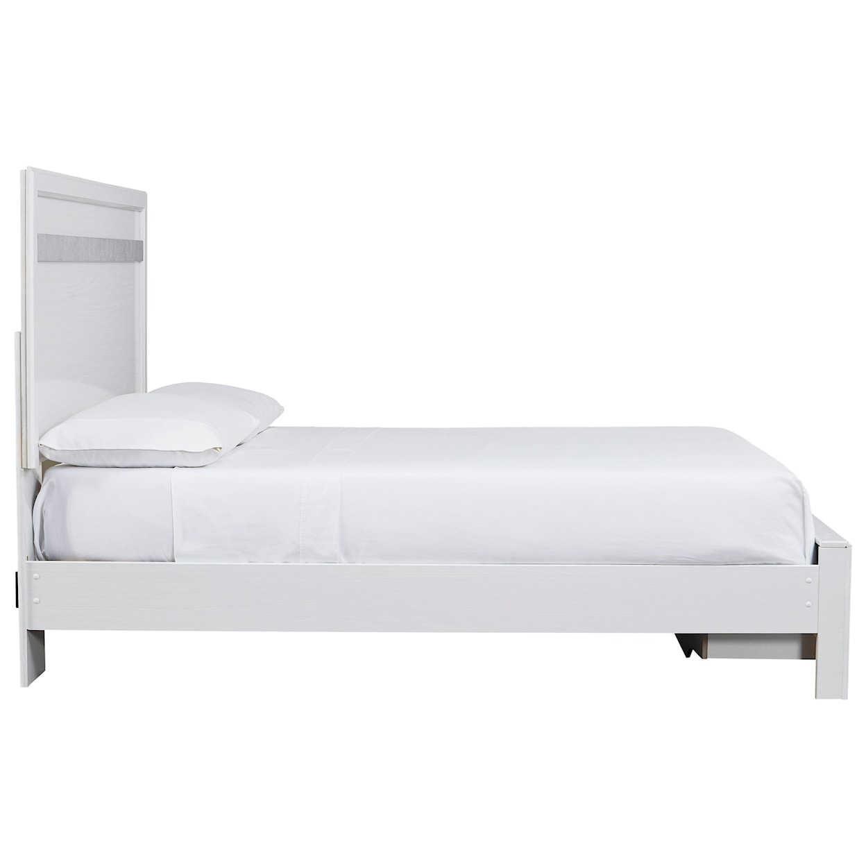 Signature Design by Ashley Jallory Queen Panel Bed with Footboard Storage