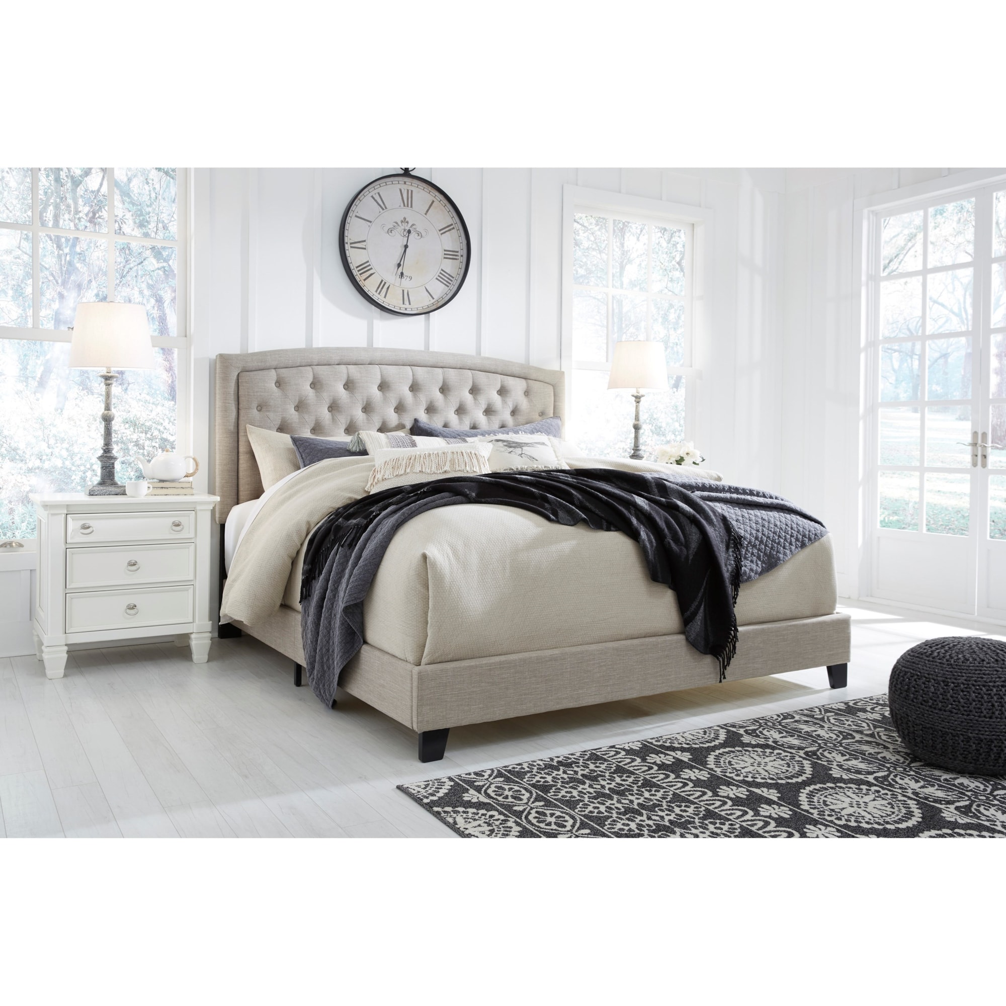Signature Design by Ashley Jerary 5158ASHLE King Upholstered Bed with