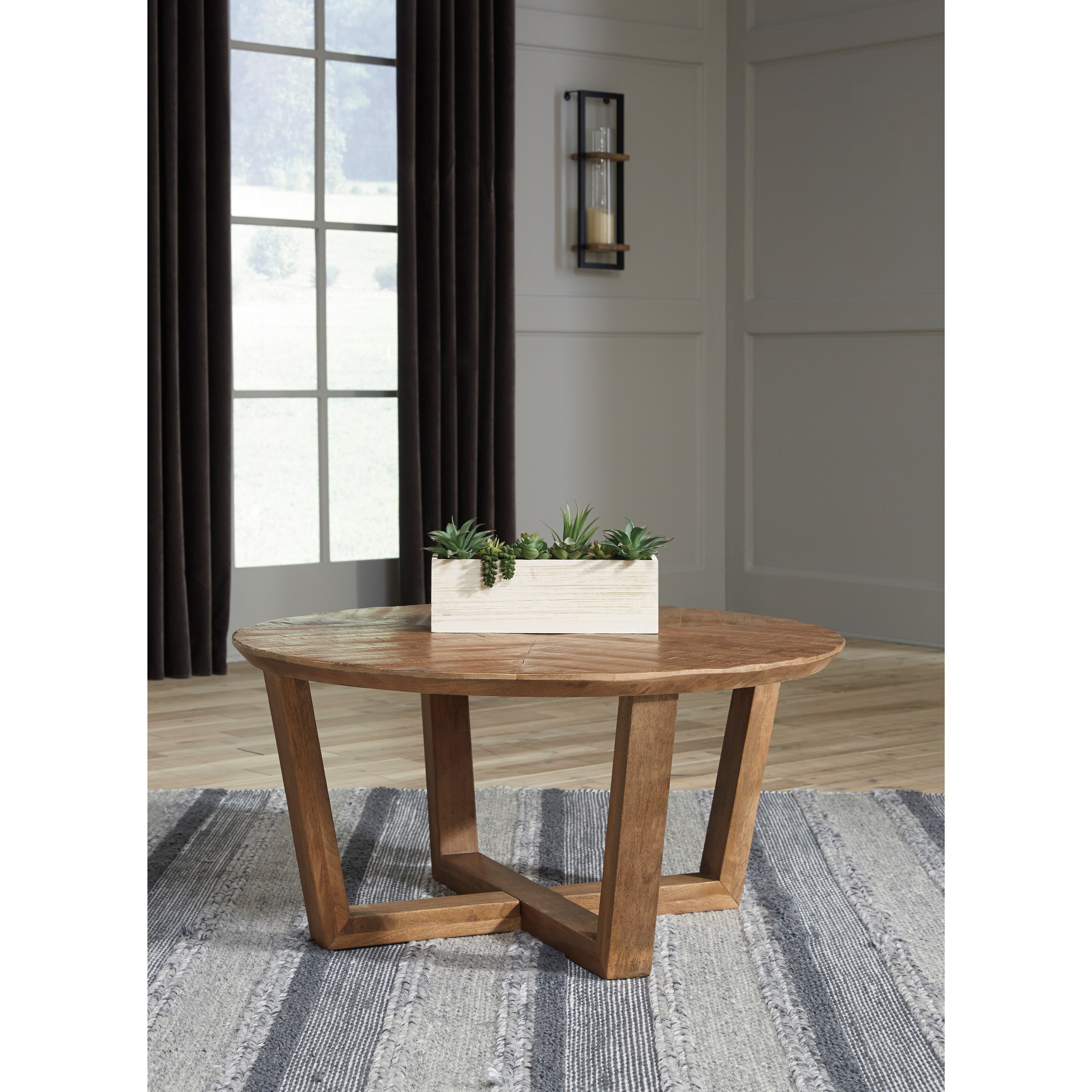 Kinnshee coffee outlet table