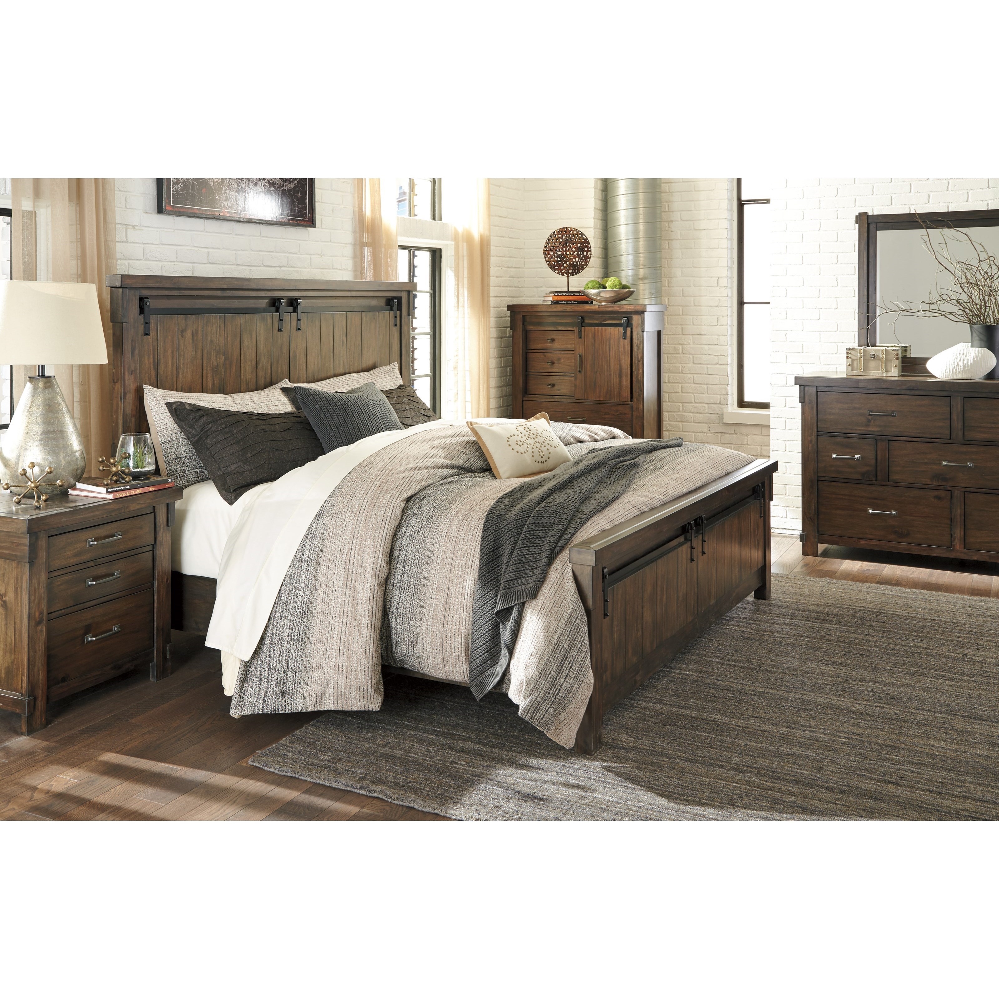 Signature Design by Ashley Lakeleigh B718B2 Queen Panel Bed with Barn