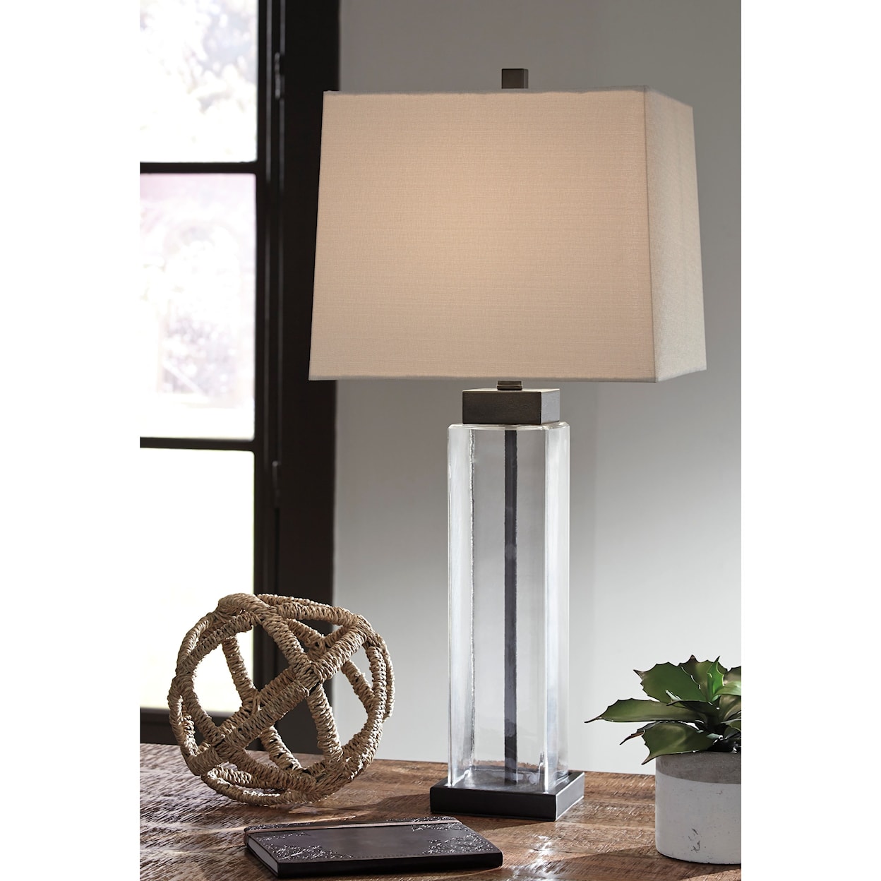 Signature Design by Ashley Lamps - Contemporary Set of 2 Alvaro Glass Table Lamps