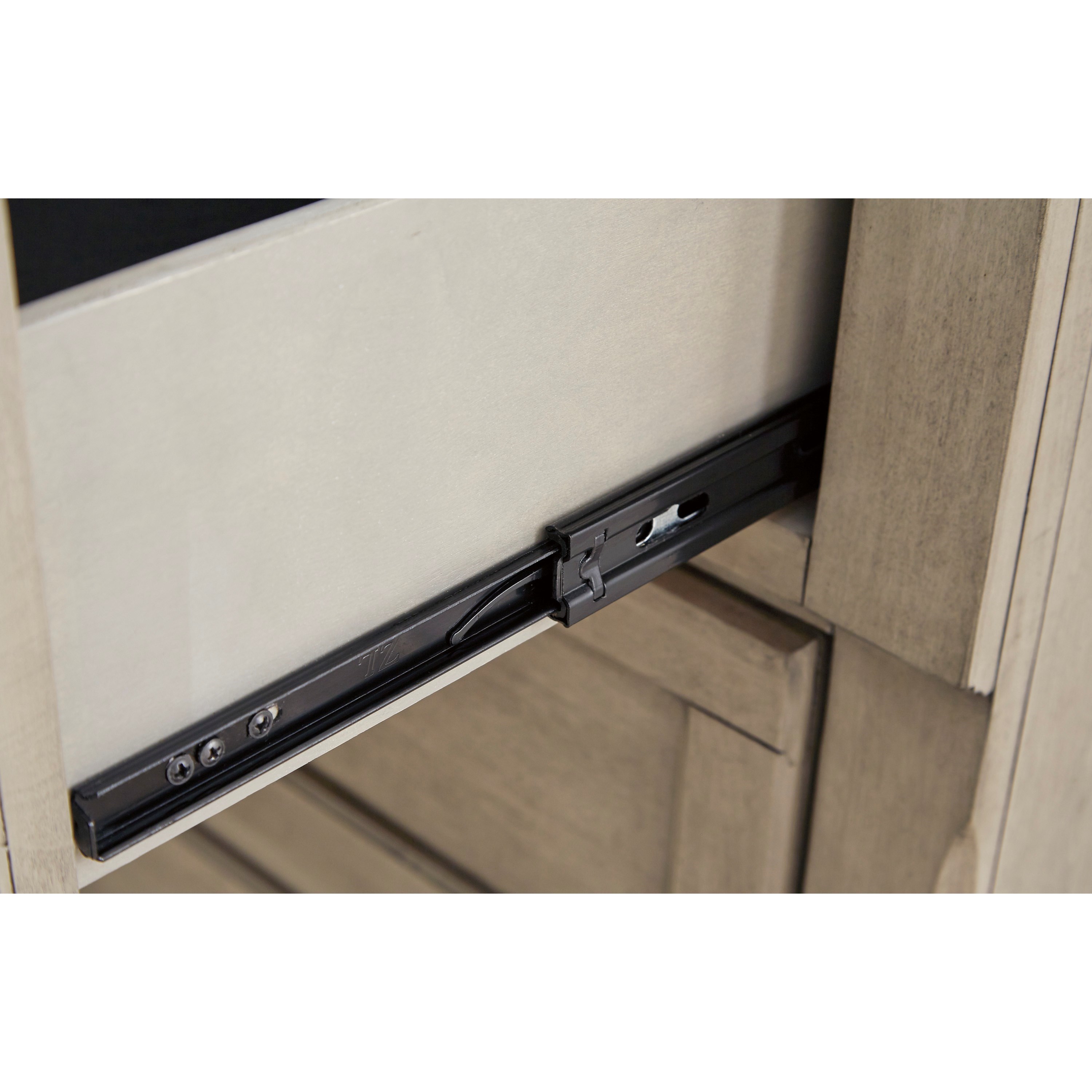 Signature Design by Ashley Lettner B73326x1+B73321x1 6Drawer Dresser