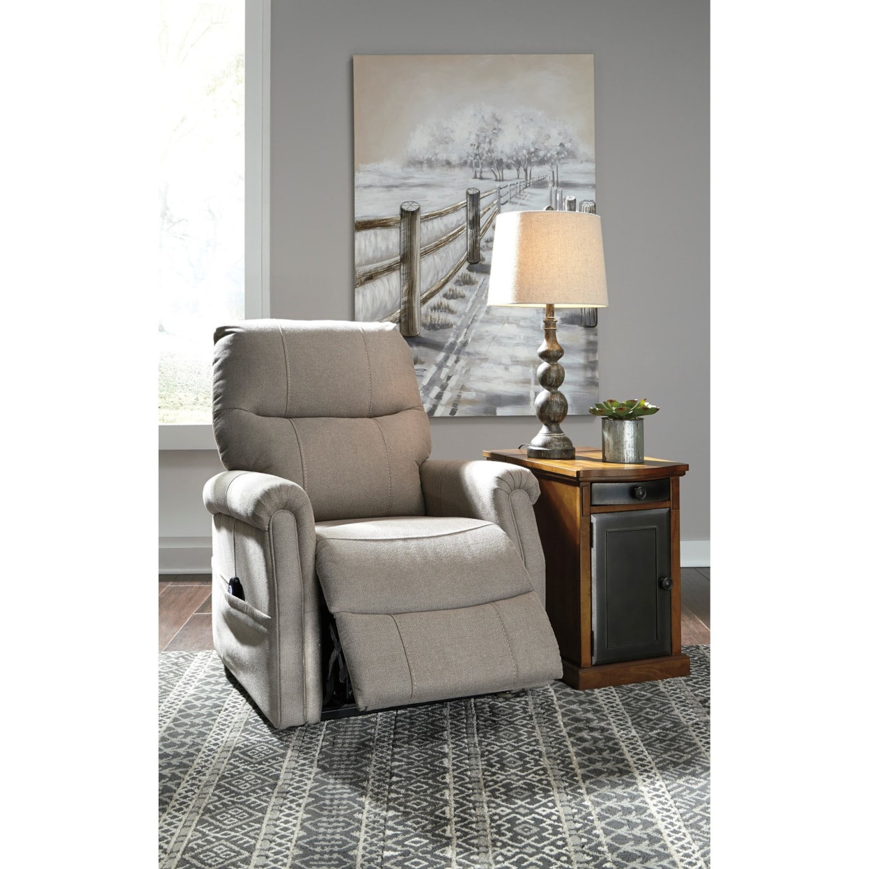 Benchcraft Markridge Power Lift Recliner