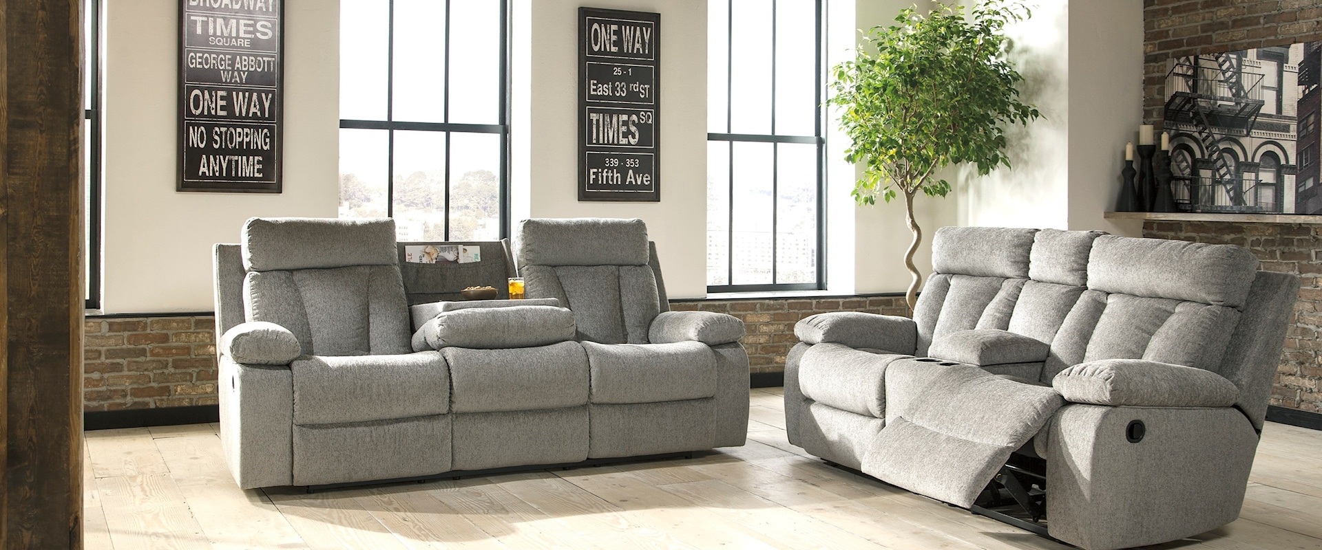 Reclining Living Room Group