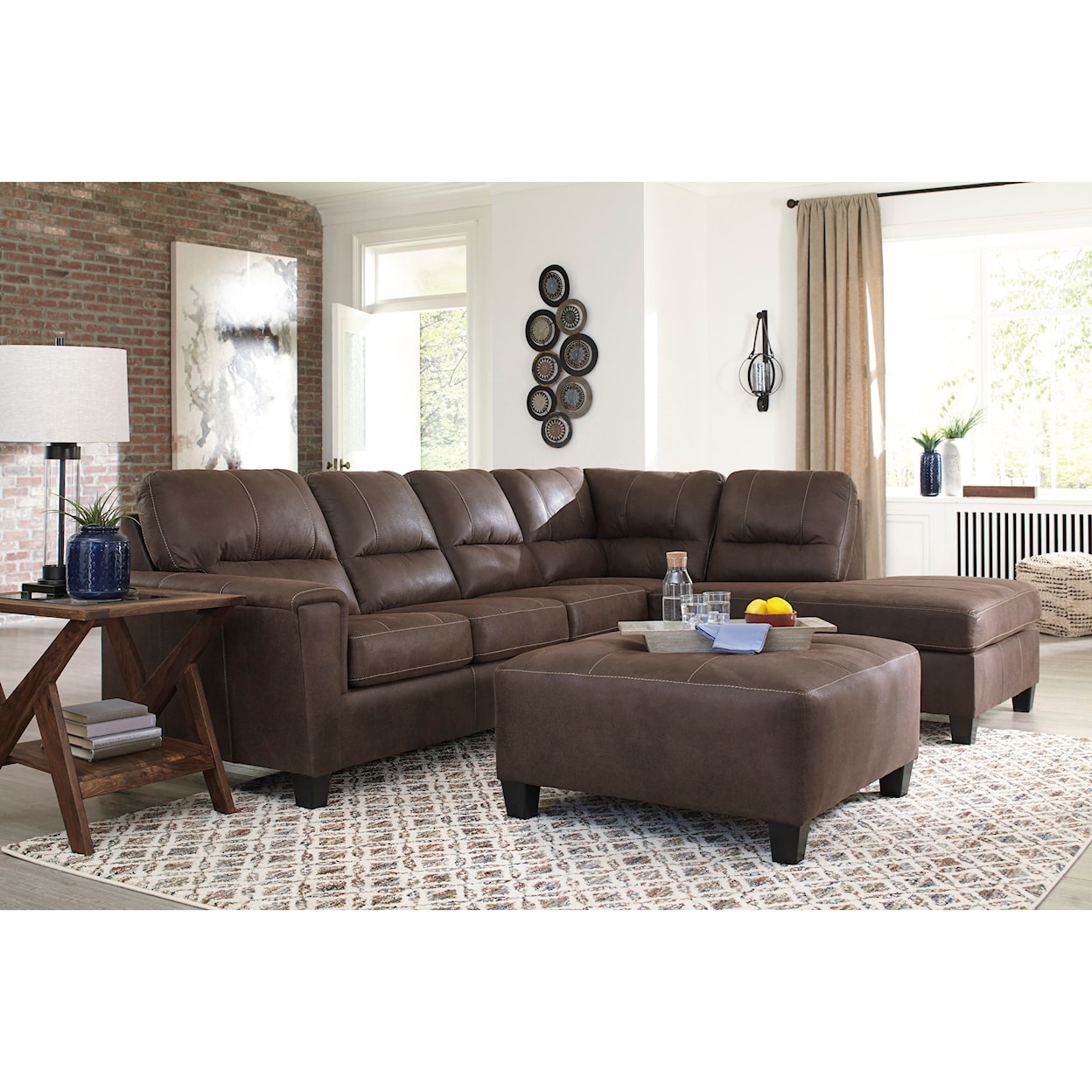 Signature Design by Ashley Navi 2-Piece Sectional with Right Chaise