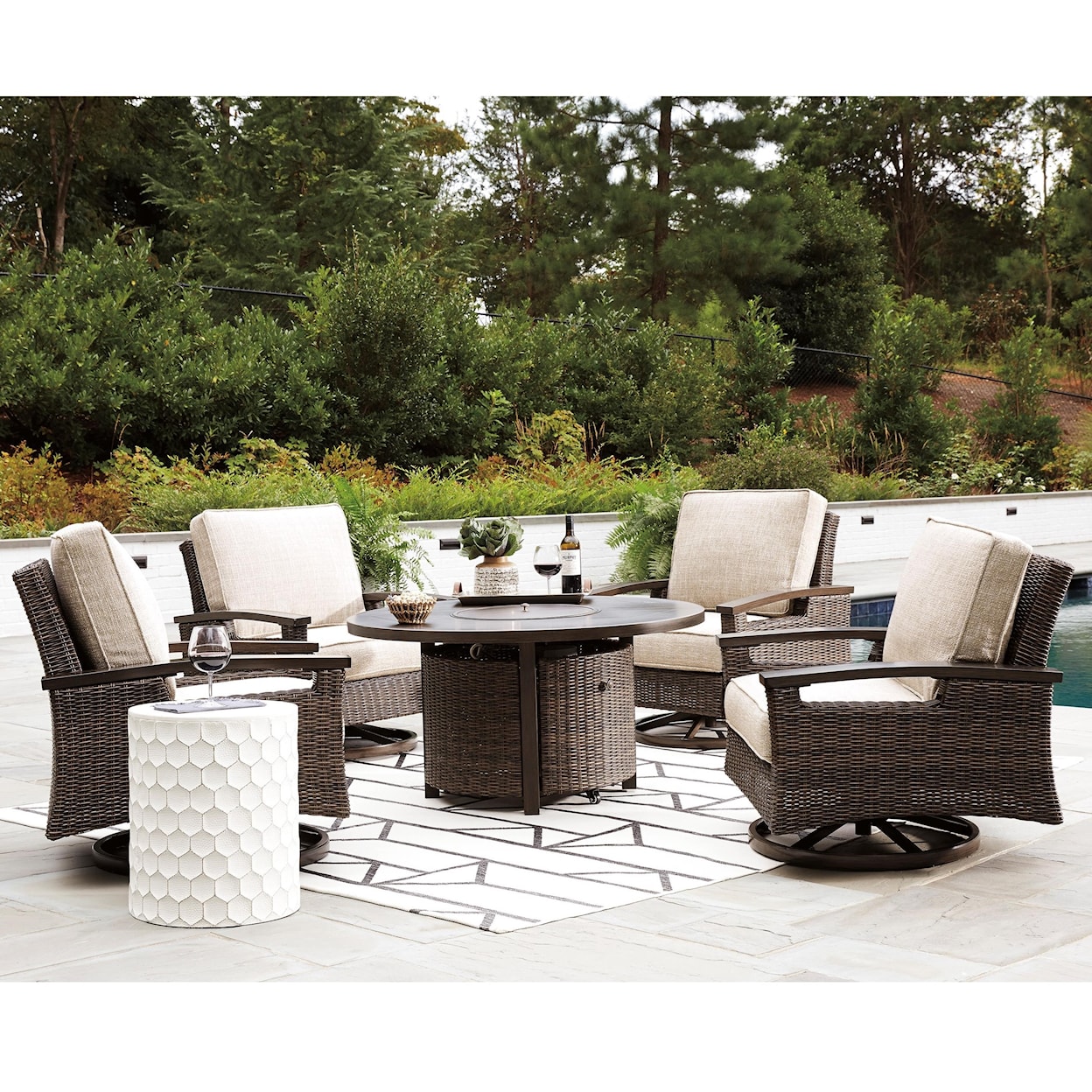 Signature Paradise Trail Outdoor Fire Pit Table Set