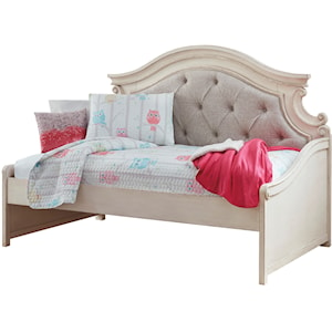 Signature Design by Ashley Realyn Twin Day Bed