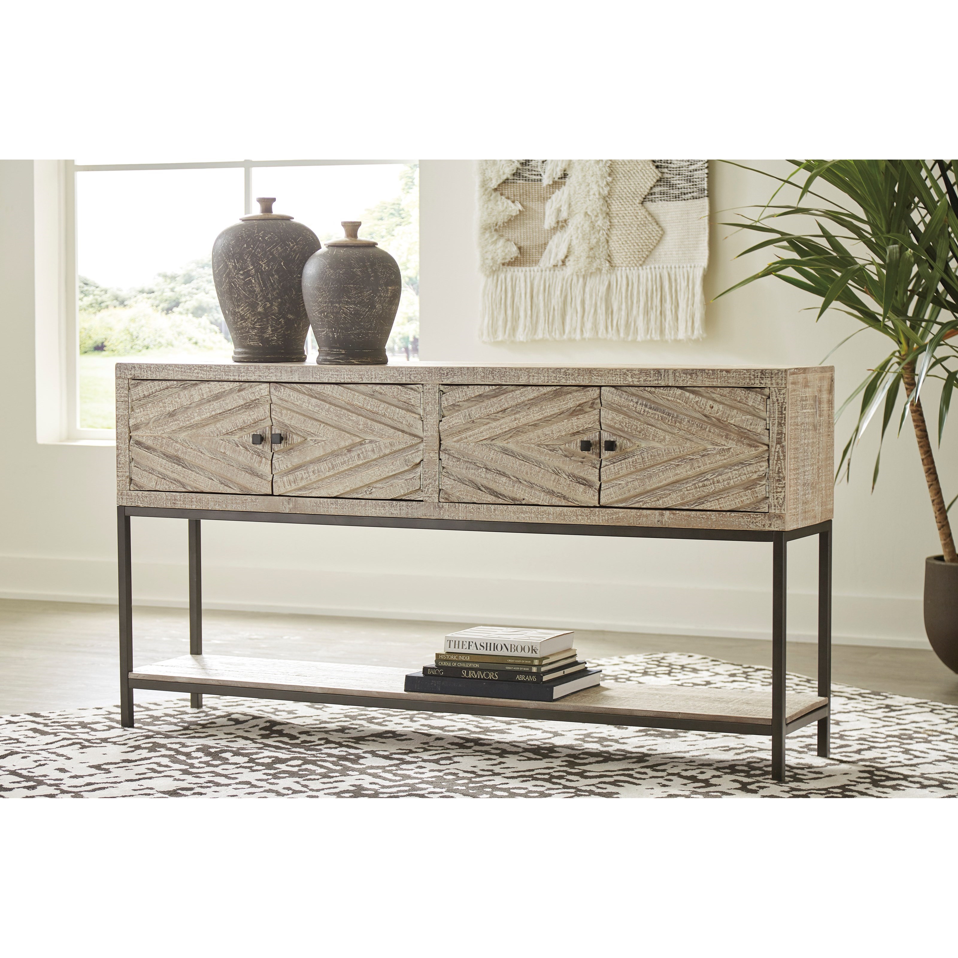 Signature Design by Ashley Roanley A4000262 Console Sofa Table with