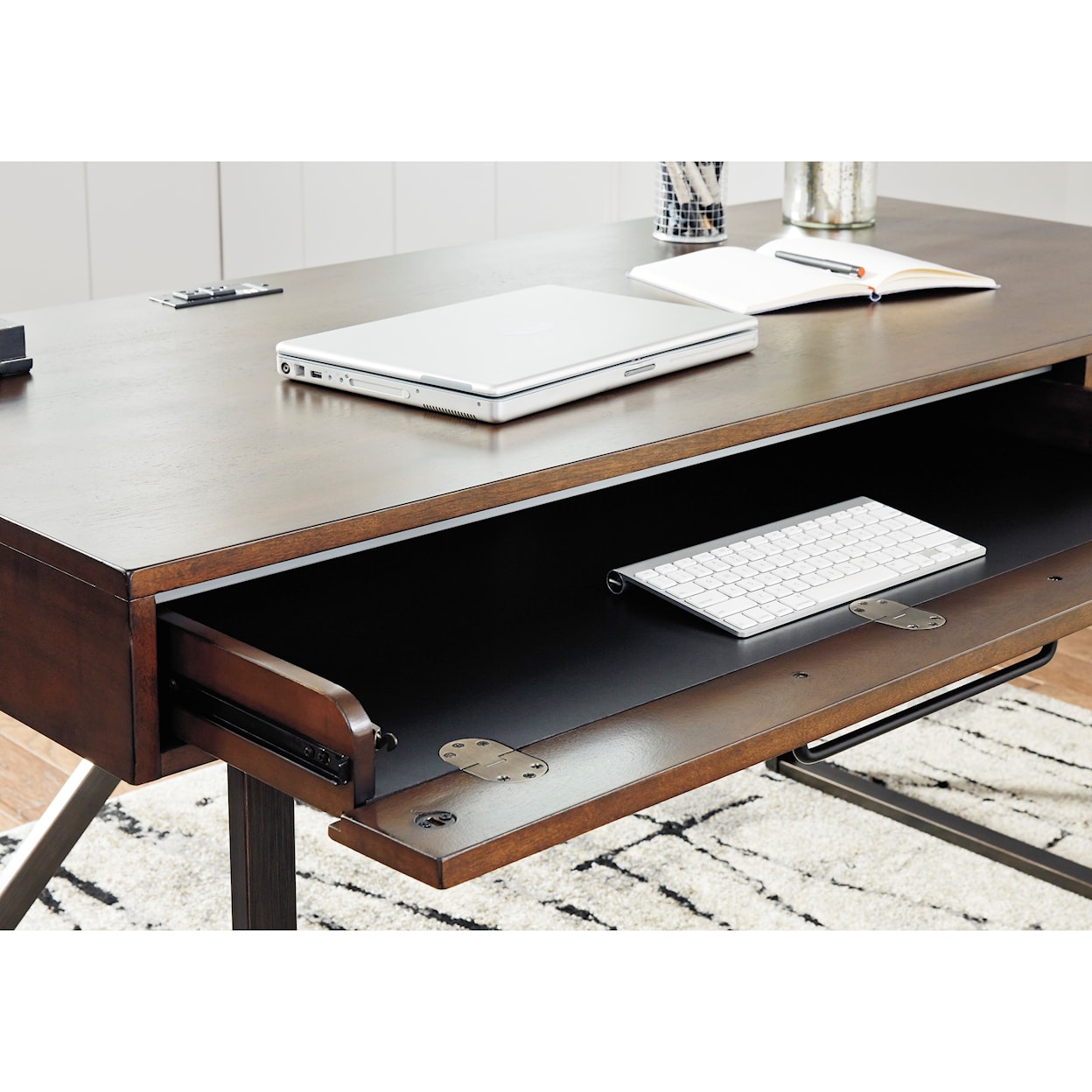 Signature Design by Ashley Starmore Home Office Desk