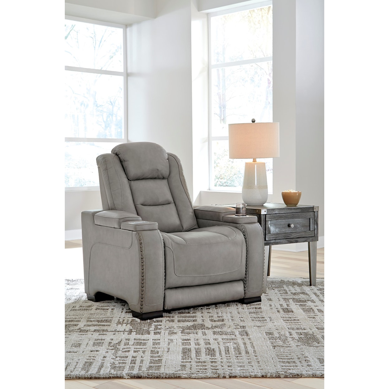 Signature Design The Man-Den Power Recliner with Adjustable Headrest