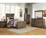 Signature Design by Ashley Trinell 5-Drawer Chest