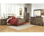 Signature Design by Ashley Trinell 5-Drawer Chest