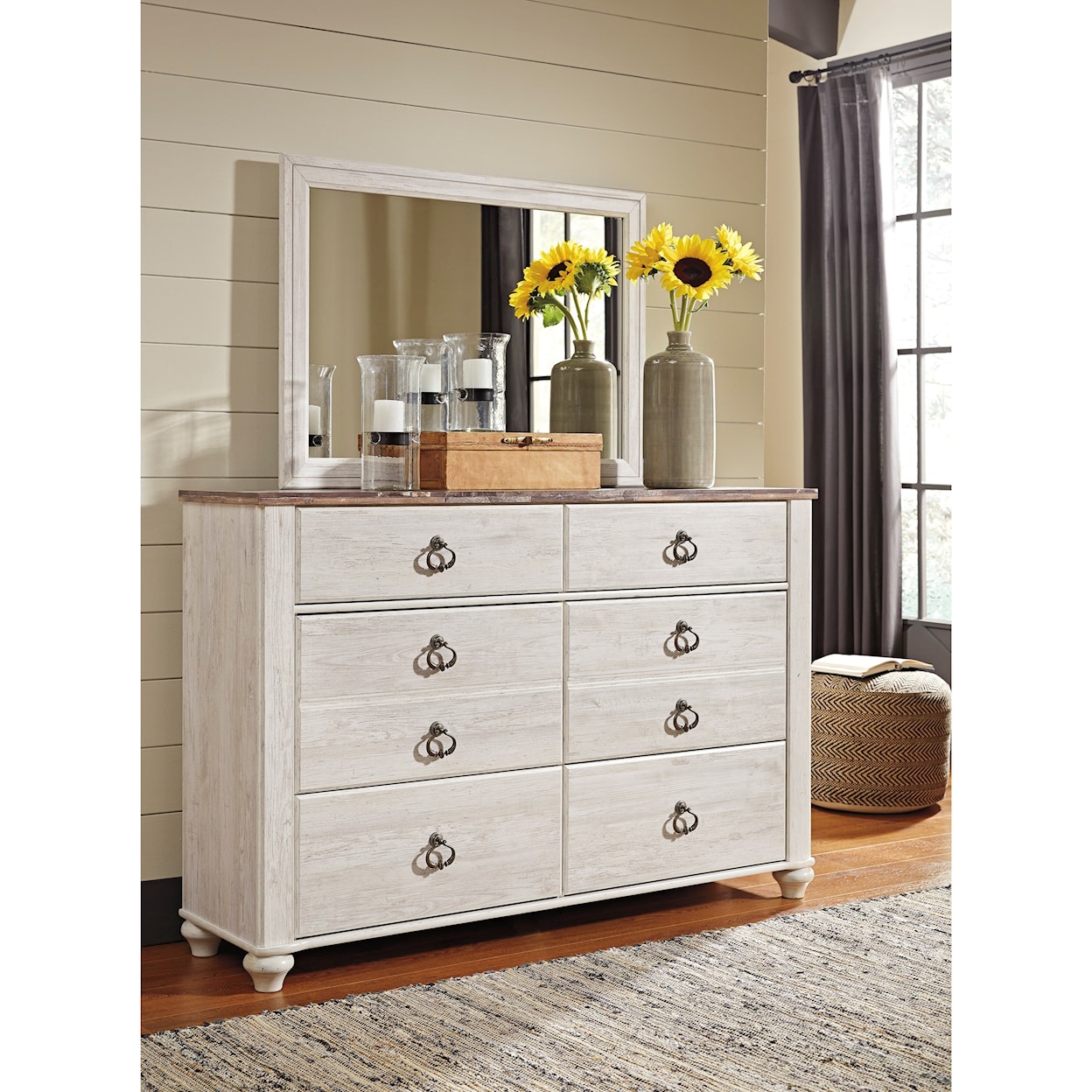 Signature Design Willowton Dresser