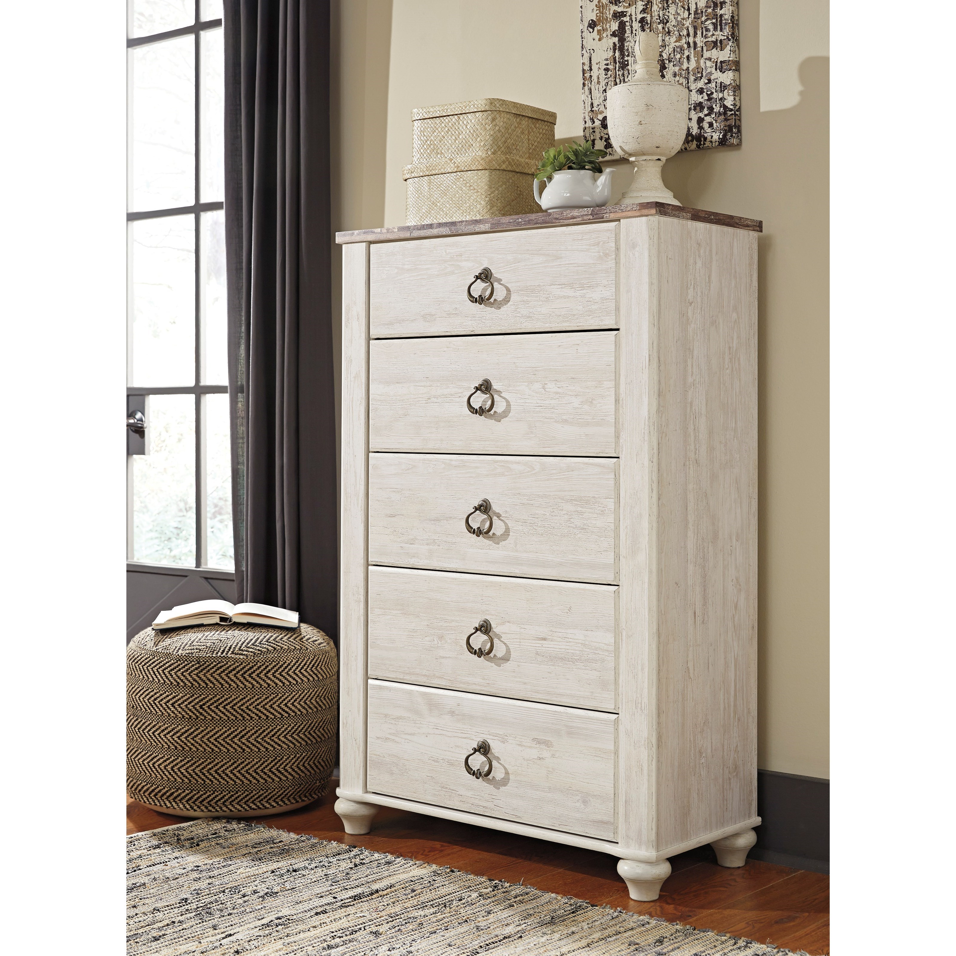 Ashley white 5 on sale drawer dresser