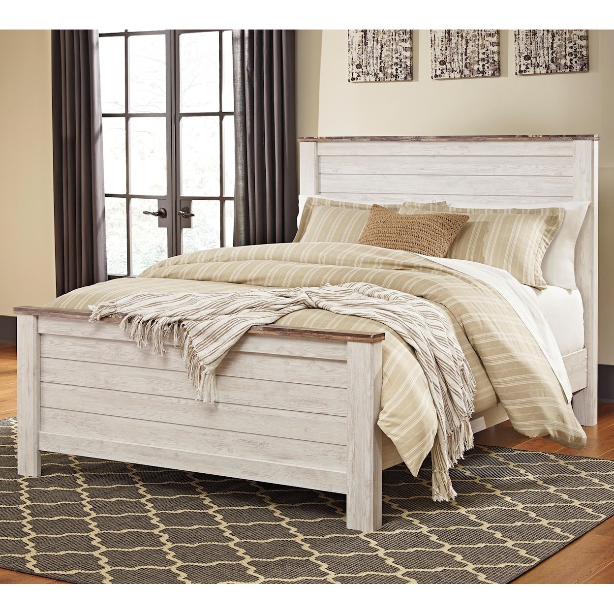 Signature Design Willowton Queen Panel Bed