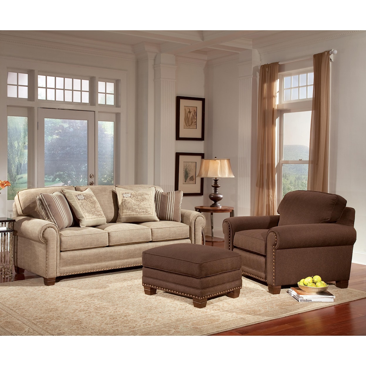 Smith Brothers 393 Traditional Ottoman