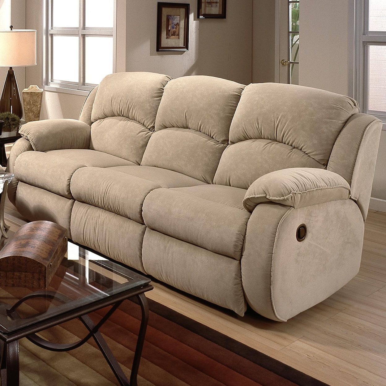 Southern Motion Cagney Power Headrest Double Reclining Sofa