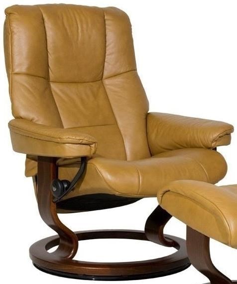Medium Reclining Chair with Classic Base