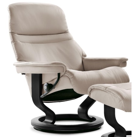 Large Reclining Chair with Classic Base