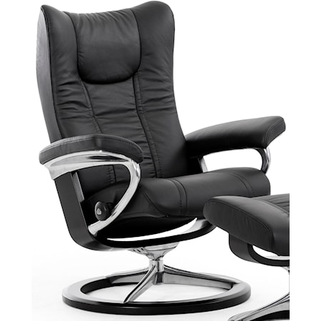 Medium Reclining Chair with Signature Base
