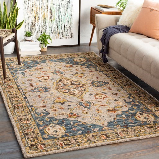 2'6" x 8' Rug