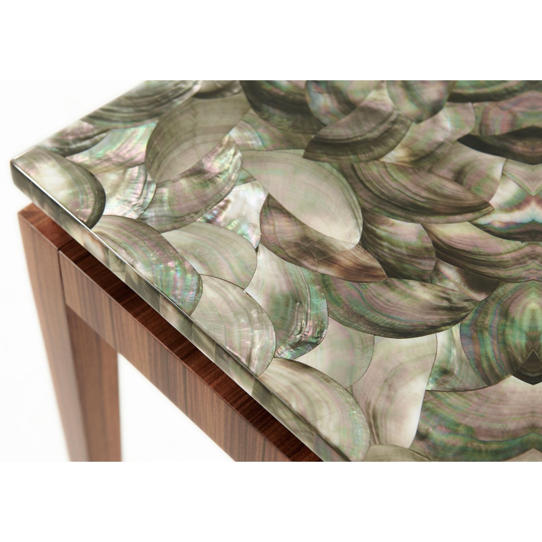 Dark Pearl Lamp Table