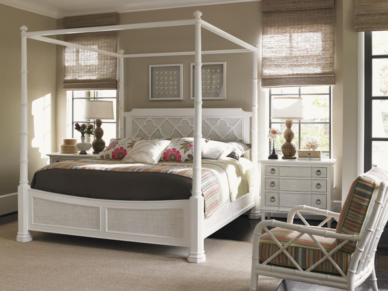 Tommy Bahama Home Ivory Key Queen Southampton Poster Bed