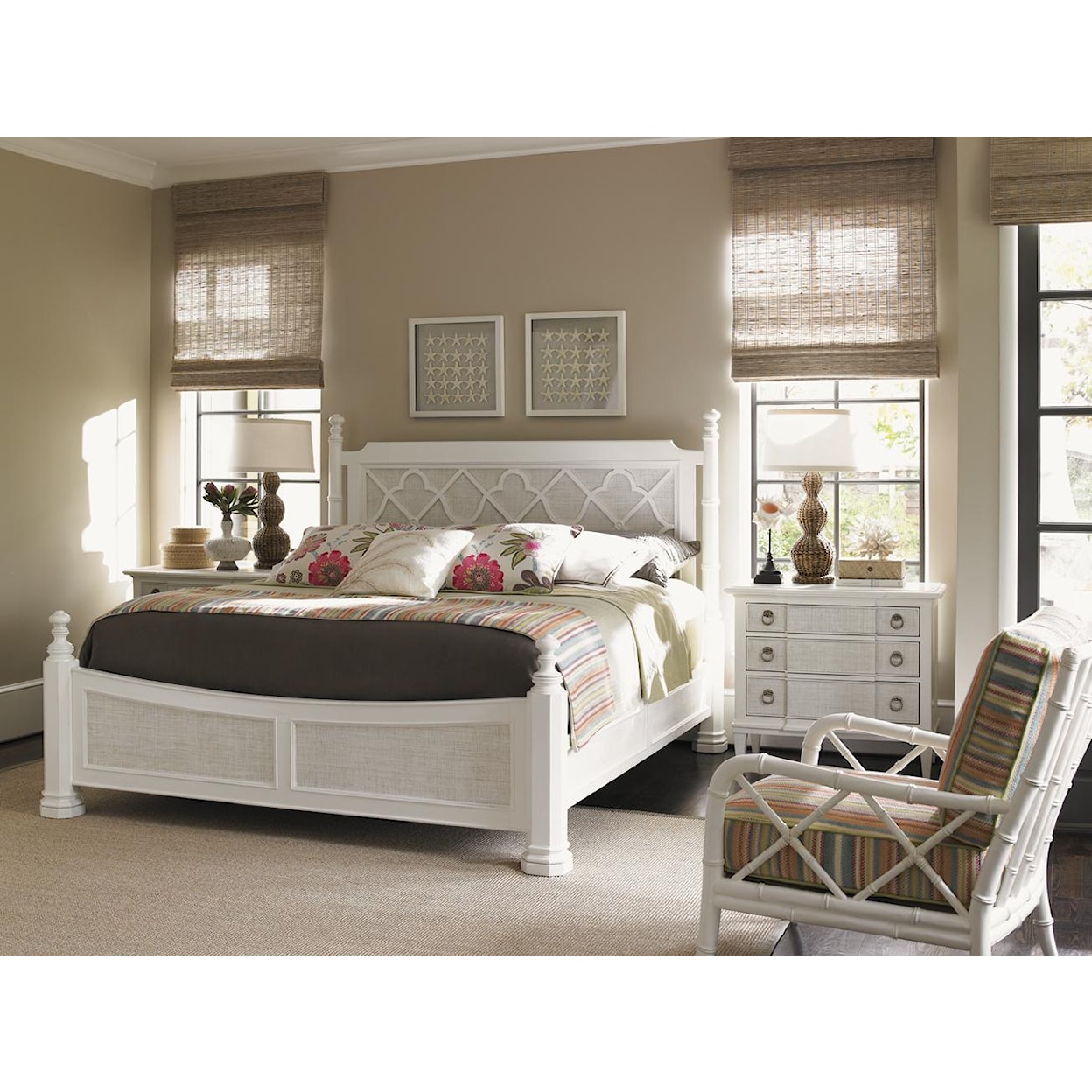 Tommy Bahama Home Ivory Key Queen Southampton Poster Bed