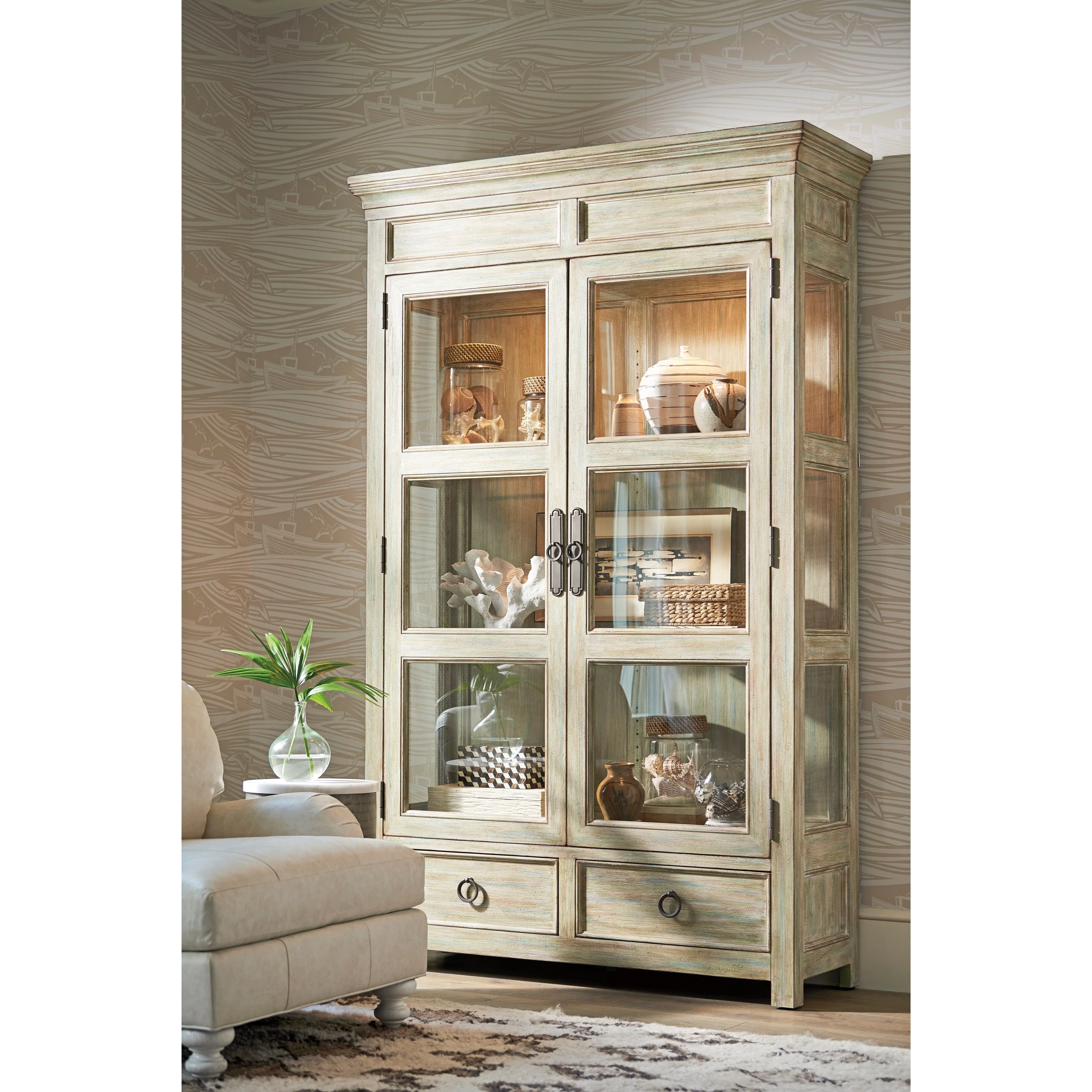 Tommy Bahama Home Ocean Breeze 571-864 Sanctuary Curio China