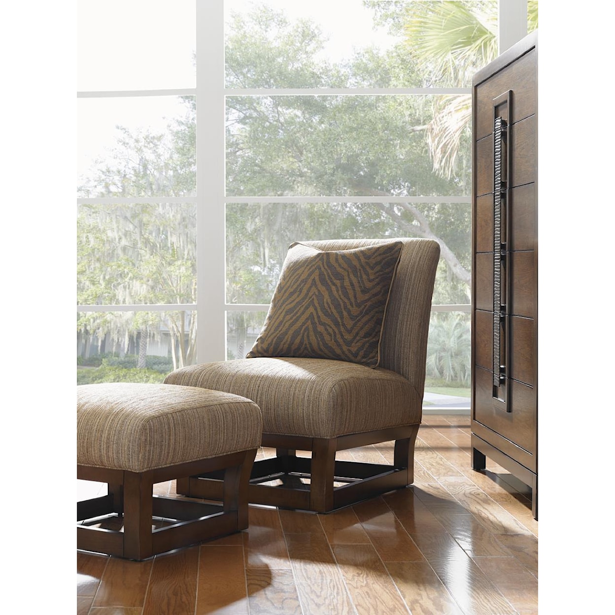 Tommy Bahama Home Ocean Club Fusion Chair