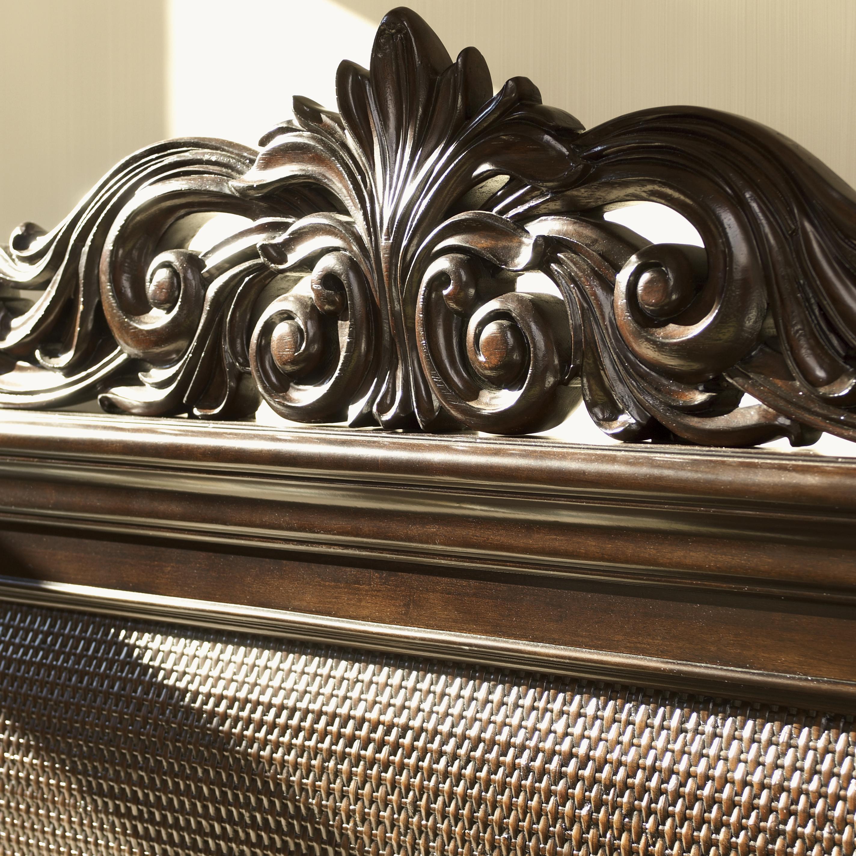 Queen Harbour Point Headboard