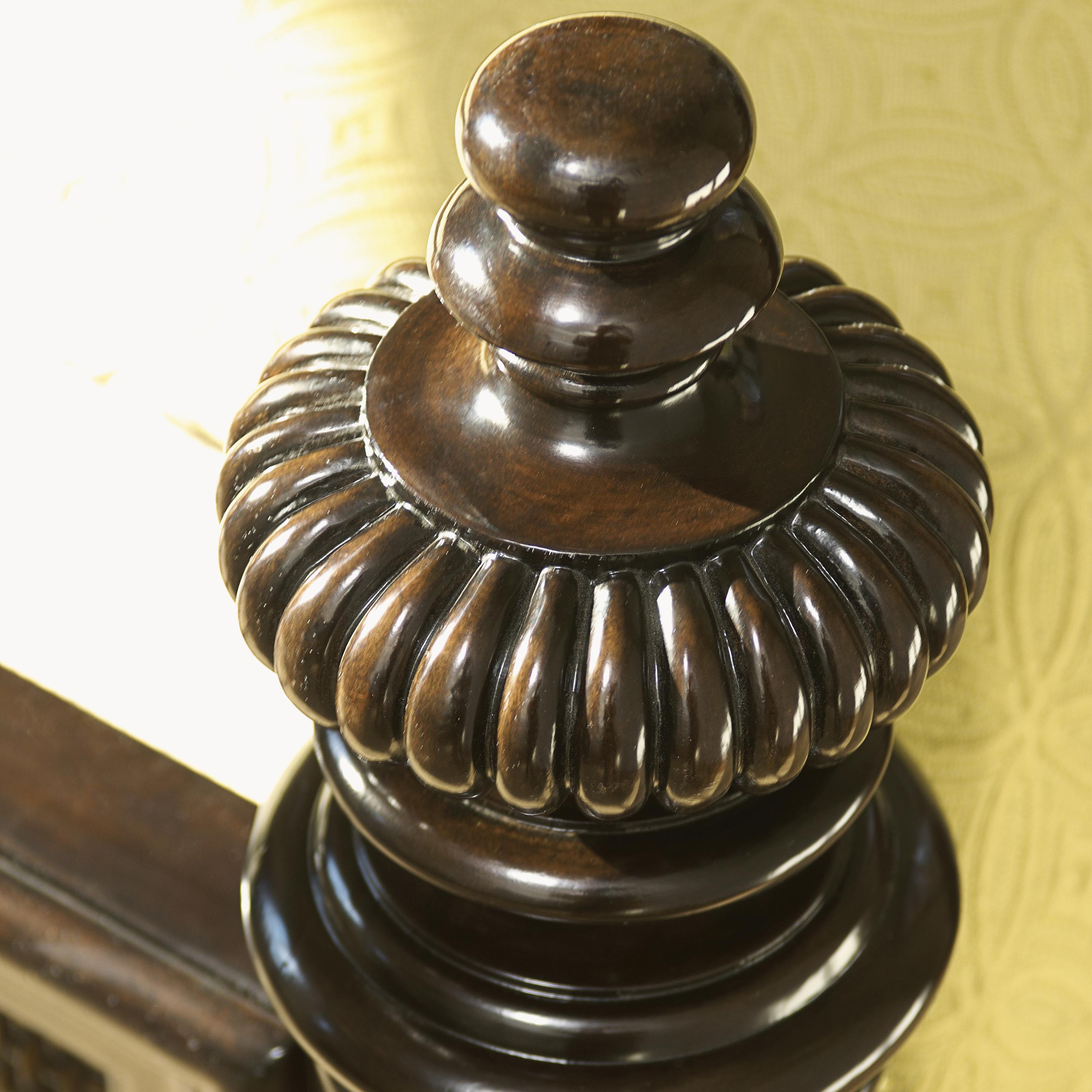 Queen Harbour Point Headboard