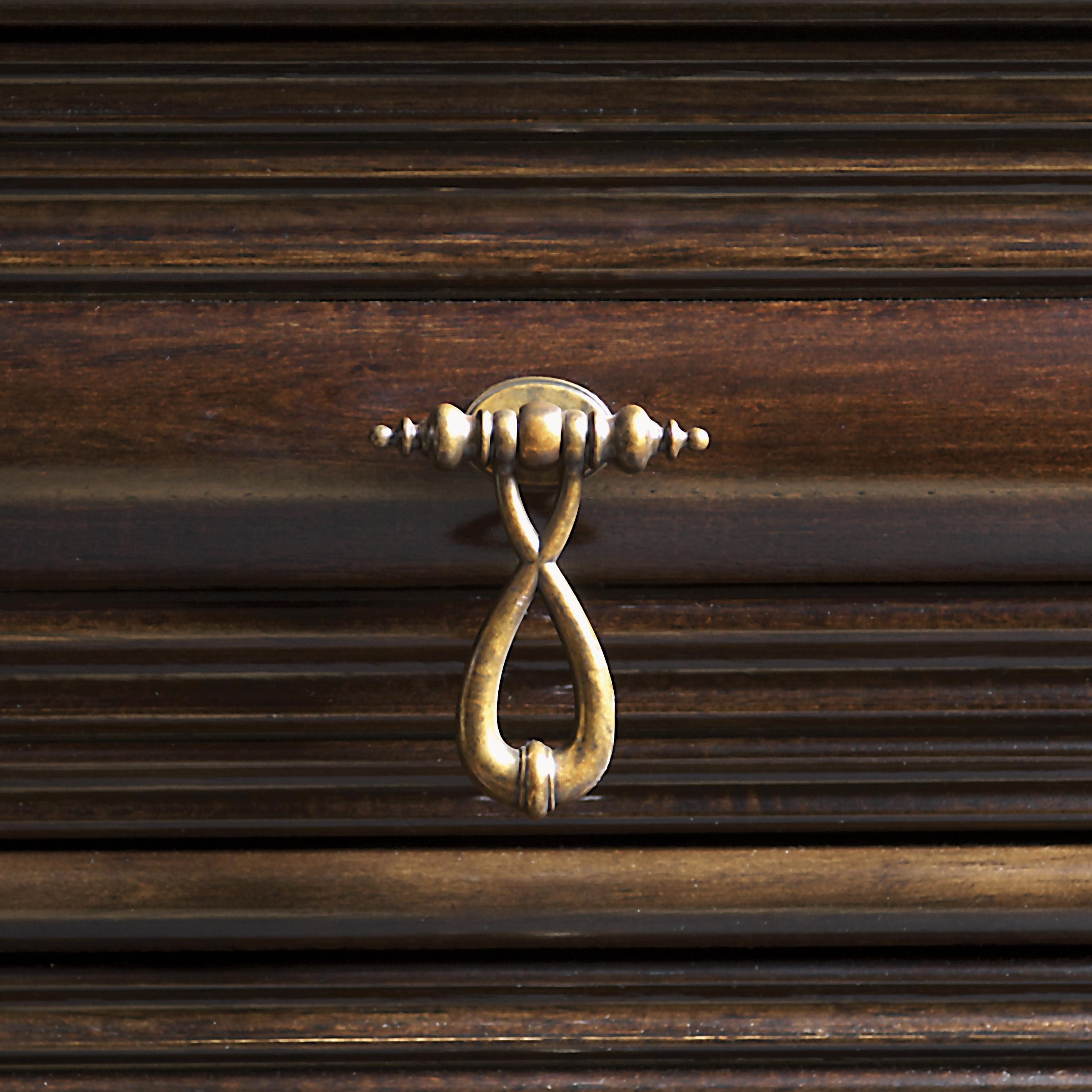 Black Sands Lamp Table