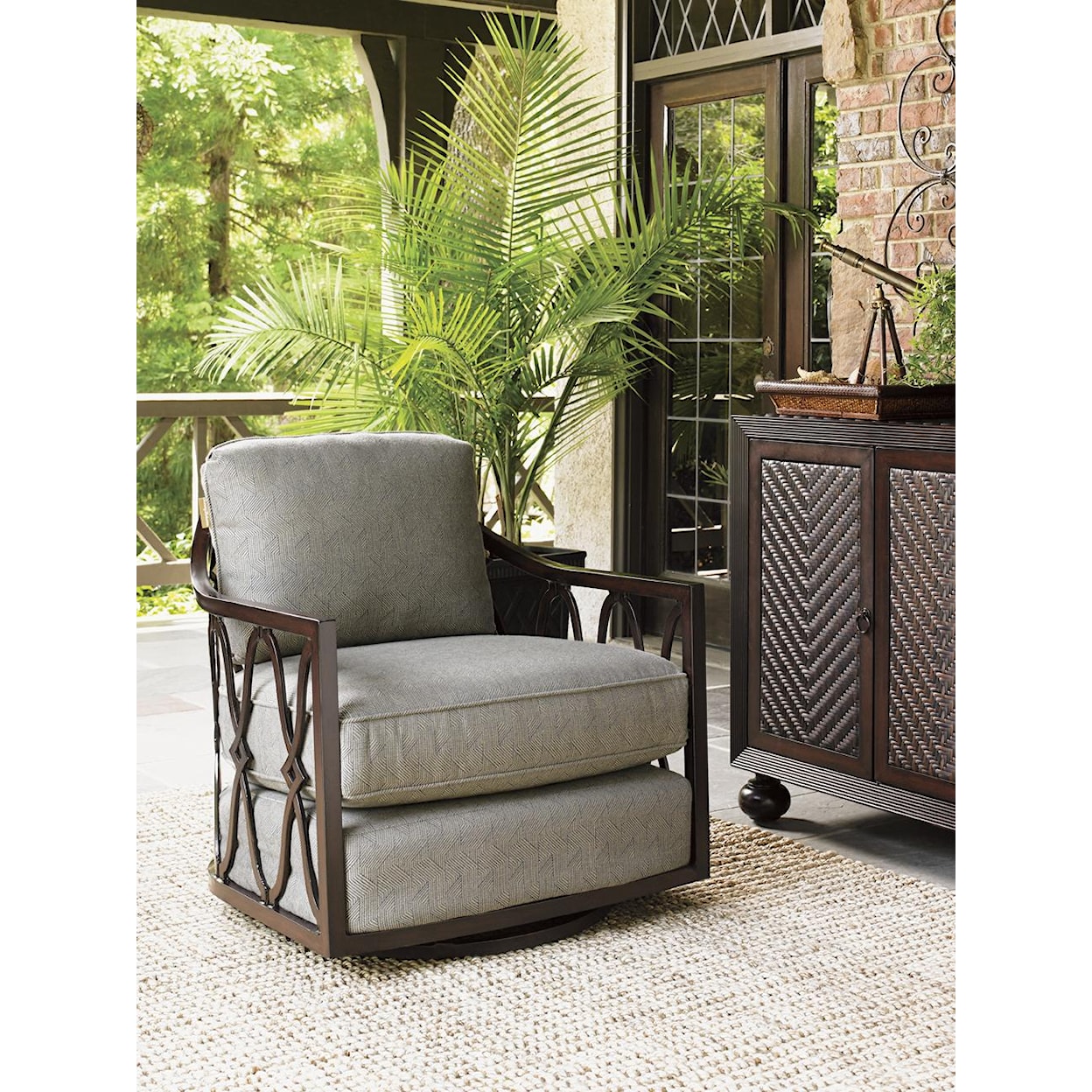 Tommy Bahama Outdoor Living Black Sands Outdoor Swivel Tub Chair