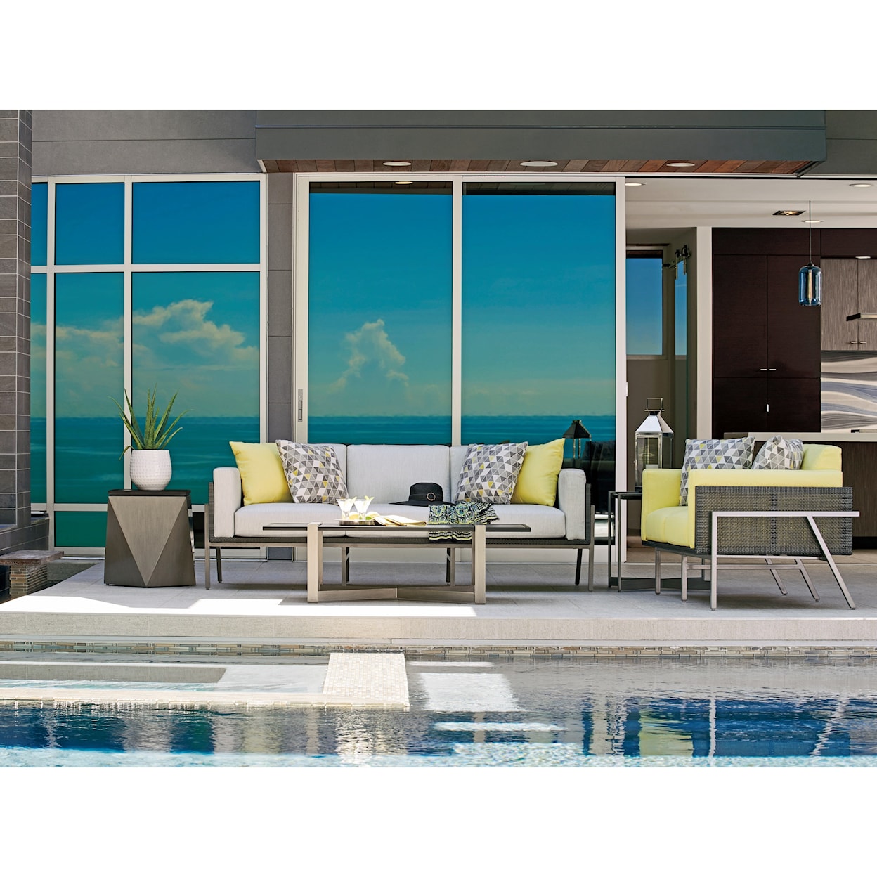Tommy Bahama Outdoor Living Del Mar Rectangular Cocktail Table