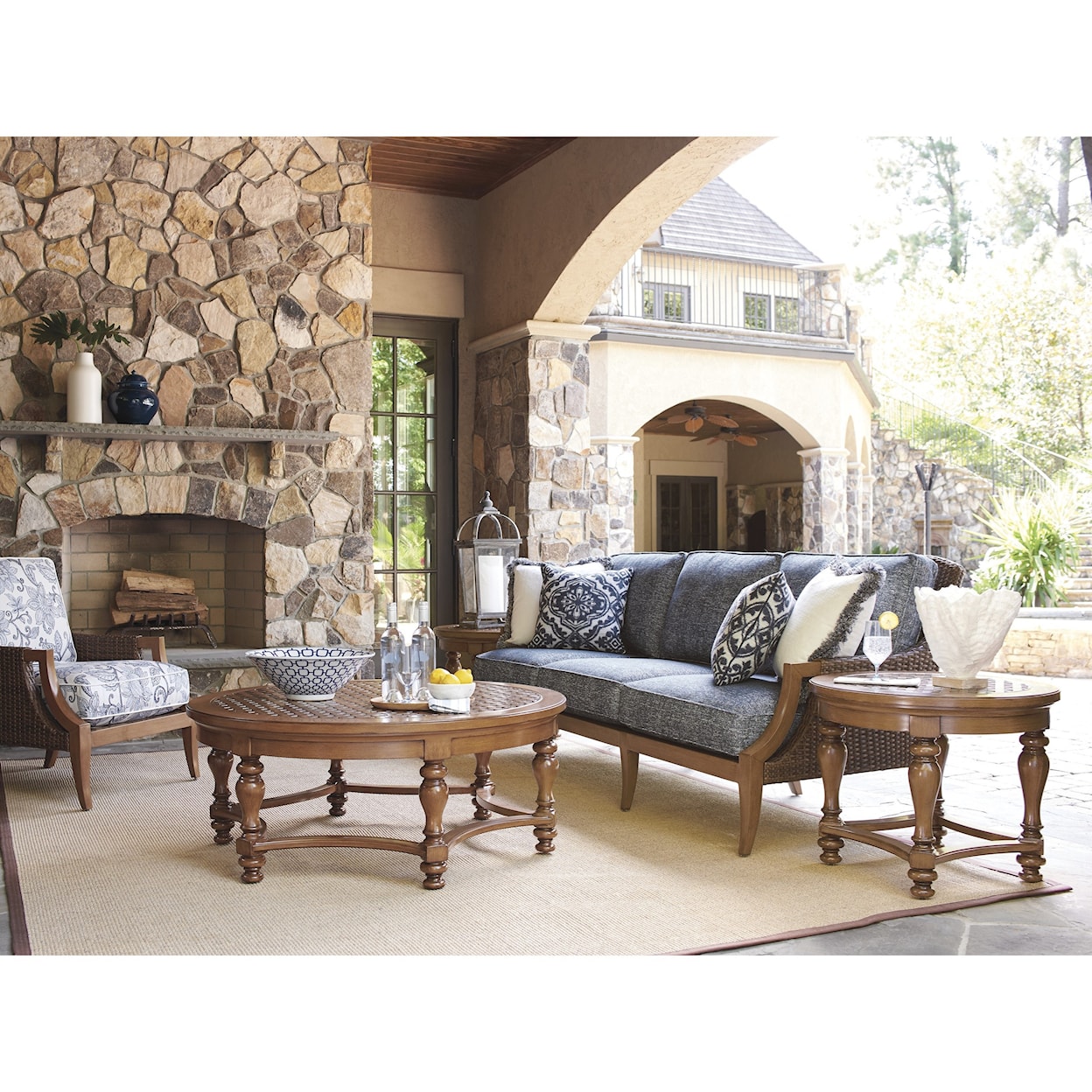 Tommy Bahama Outdoor Living Harbor Isle Sofa