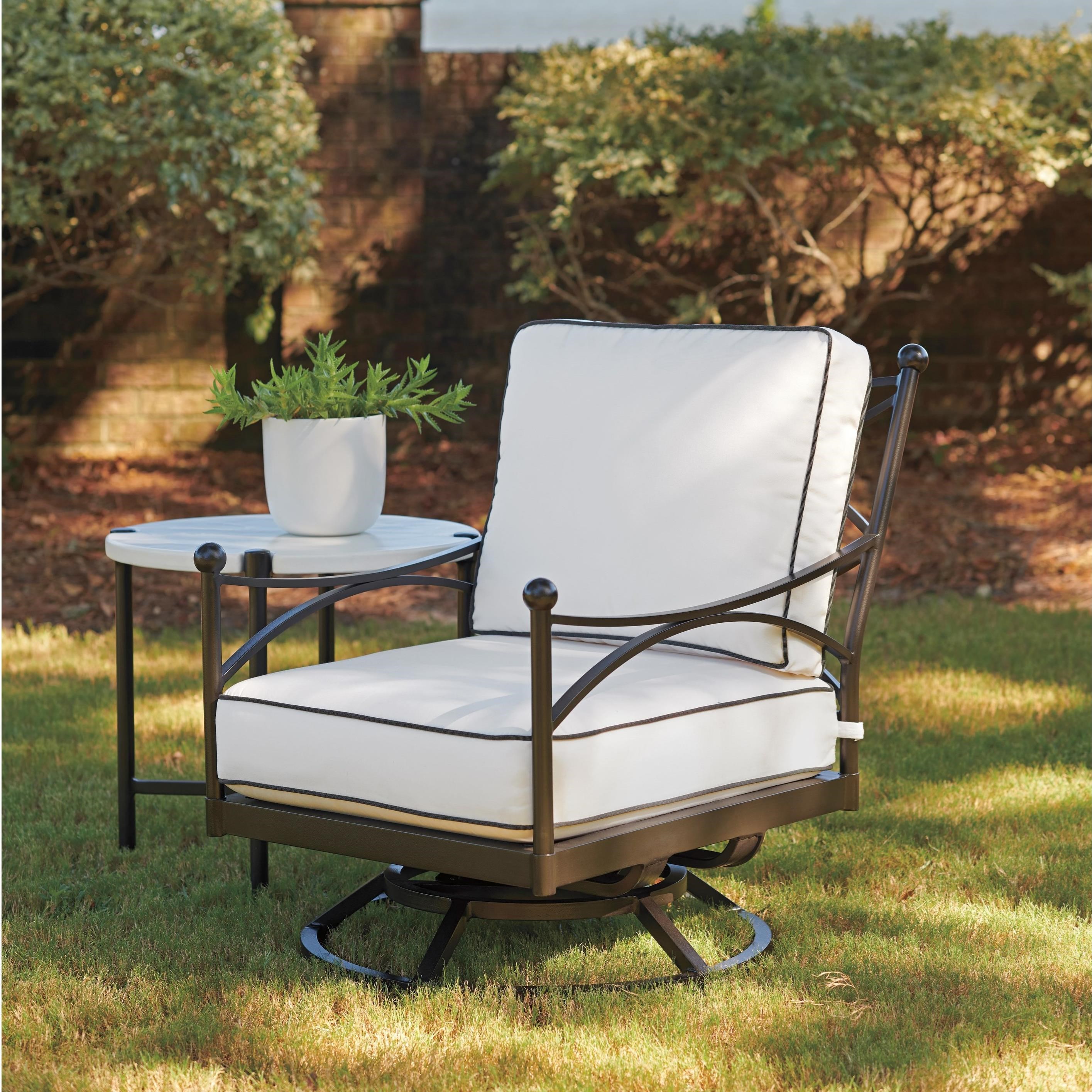 Tommy Bahama Outdoor Living Pavlova Swivel Lounge Chair
